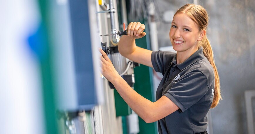 Bachelor-/Masterarbeit im Bereich Entwicklung und Konstruktion von BHKW-Anlagen, 1. Bild